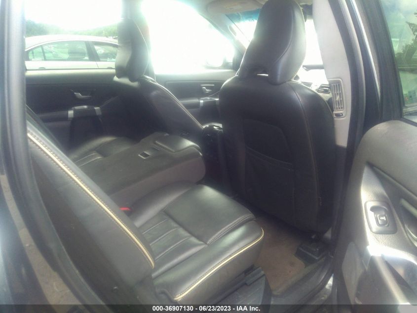 2013 VOLVO XC90 - YV4952CZ2D1658446