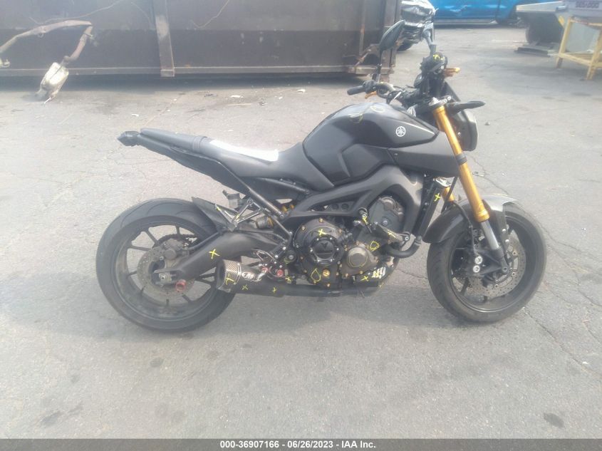 2015 YAMAHA FZ09 JYARN33E5FA007932
