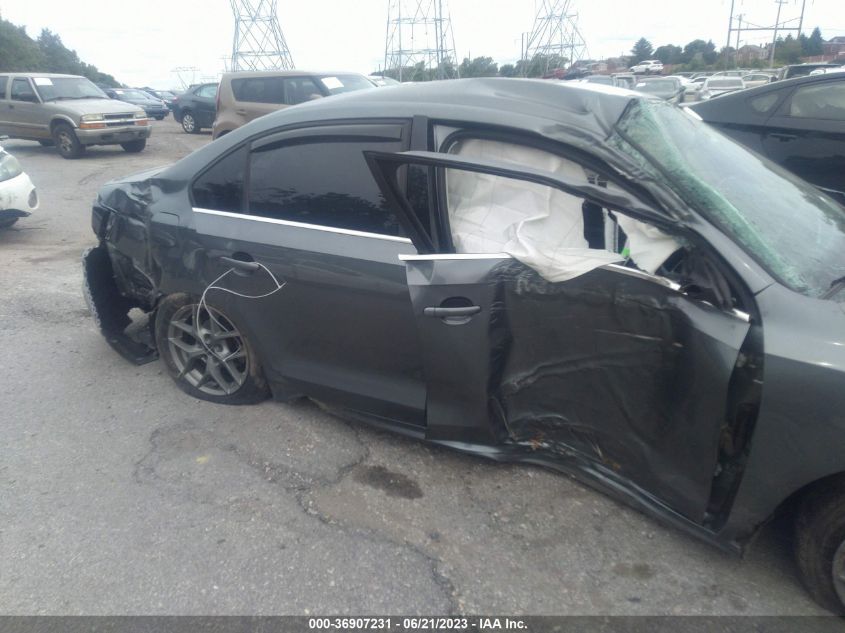 2017 VOLKSWAGEN JETTA 1.4T S - 3VW2B7AJ0HM377128