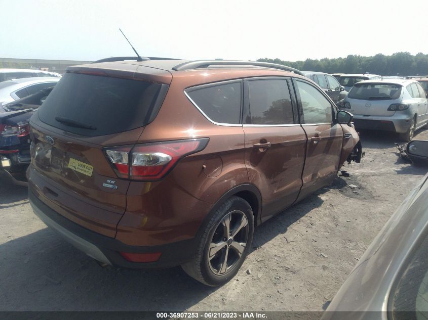 2017 FORD ESCAPE SE - 1FMCU9GD7HUE88409