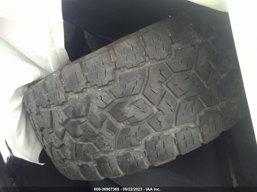 2024 CHEVROLET TRAX LS - KL77LFE22RC014347