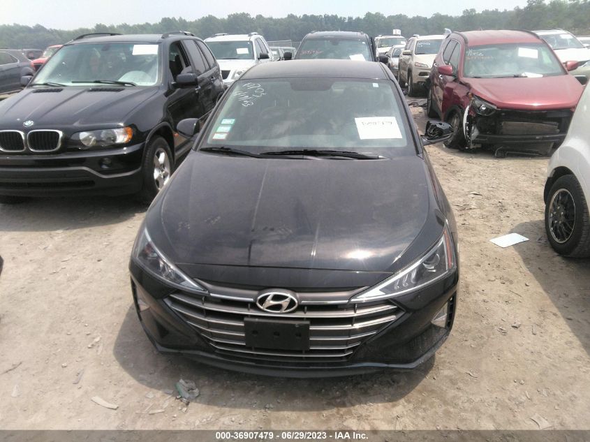 2019 HYUNDAI ELANTRA SE - 5NPD74LF1KH443283