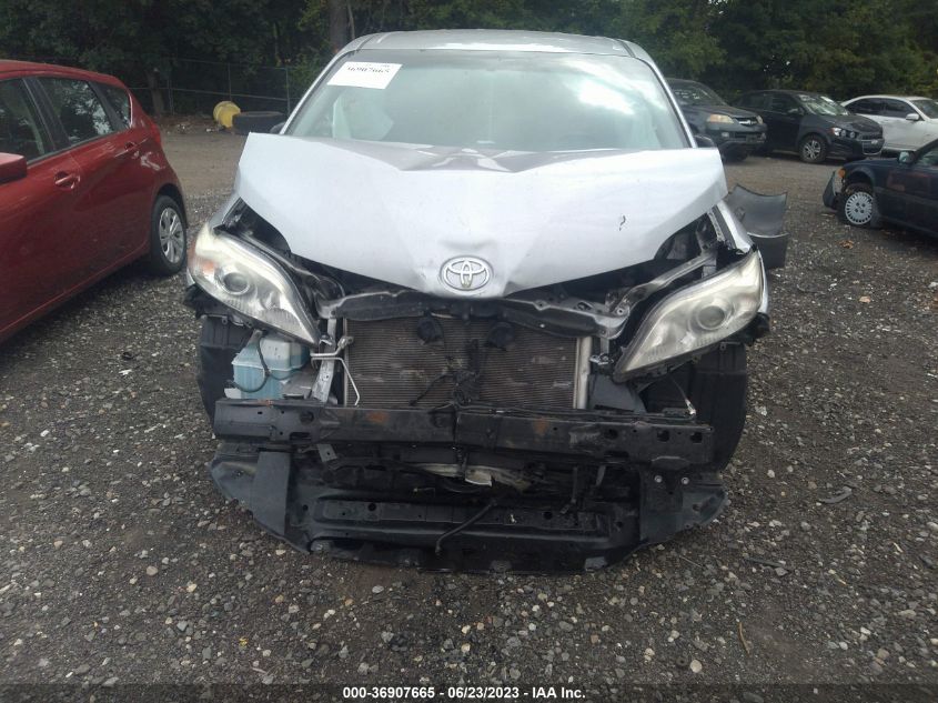 5TDZK3DC0GS723104 2016 TOYOTA SIENNA, photo no. 13