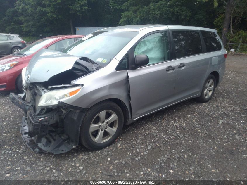 5TDZK3DC0GS723104 2016 TOYOTA SIENNA, photo no. 2