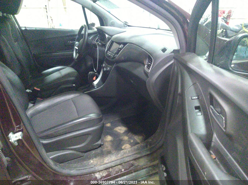 VIN KL7CJPSB3LB353579 2020 CHEVROLET TRAX 1LT