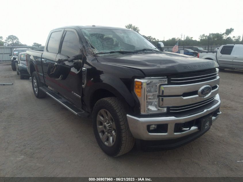 2017 FORD SUPER DUTY F-250 SRW LARIAT/PLATINUM - 1FT7W2BT7HED25372