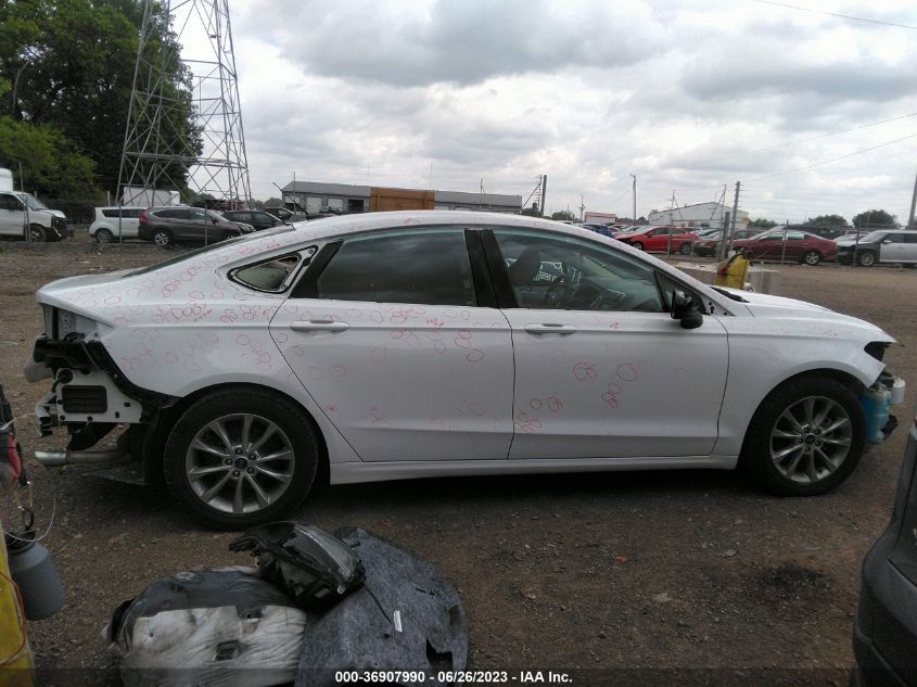 2017 FORD FUSION SE - 3FA6P0H72HR316718