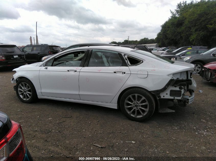 2017 FORD FUSION SE - 3FA6P0H72HR316718