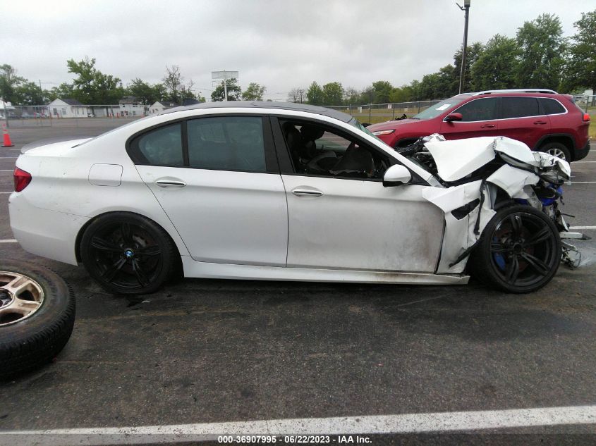 2013 BMW M5 - WBSFV9C52DC772469