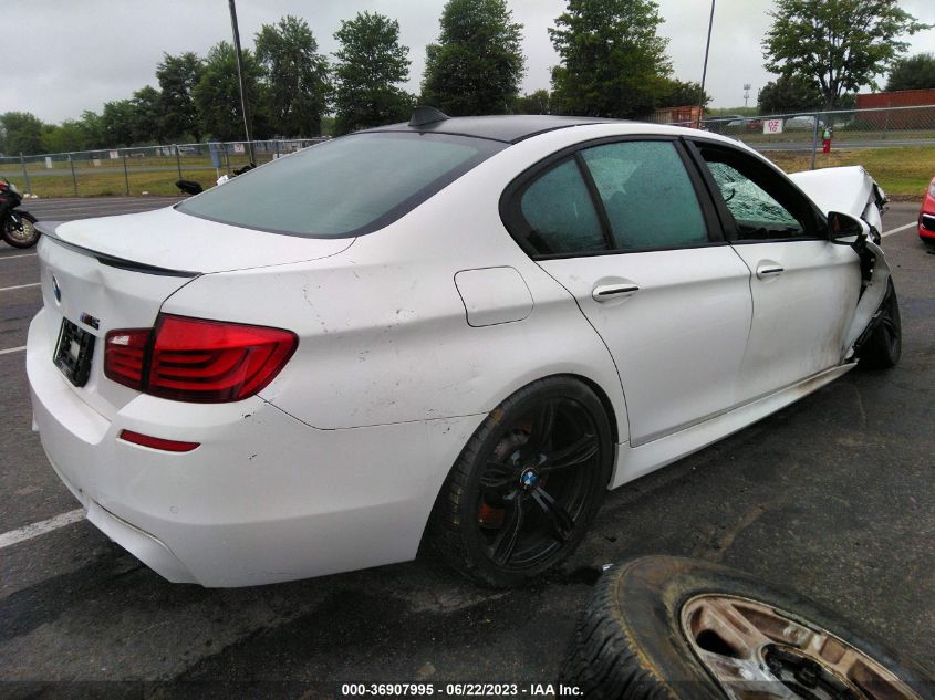 2013 BMW M5 - WBSFV9C52DC772469