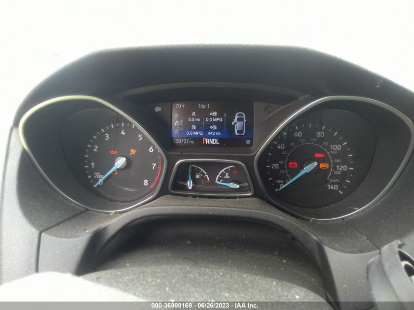 2018 FORD FOCUS SE - 1FADP3K27JL243890