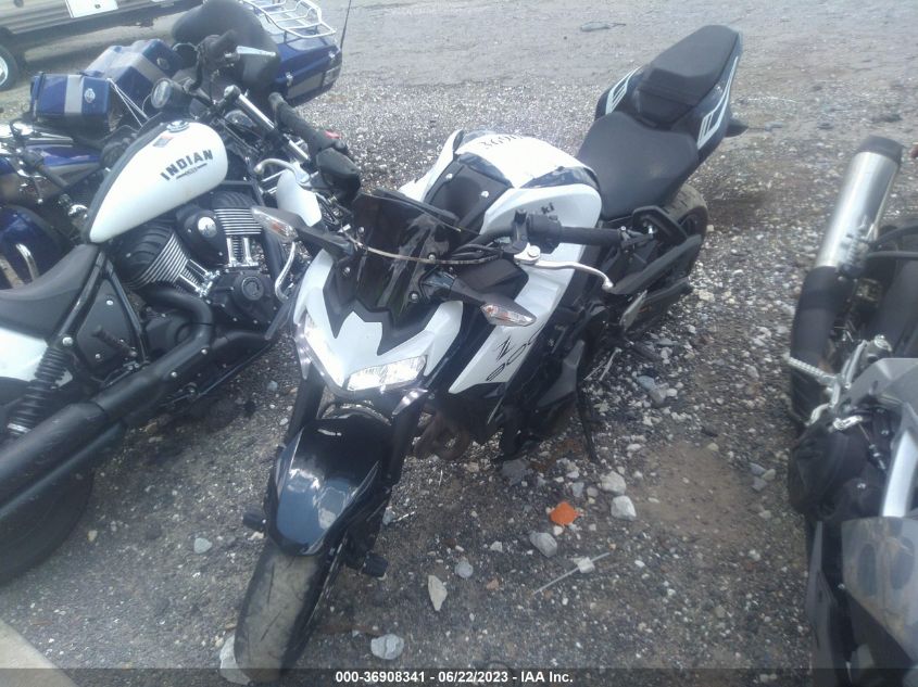 2022 KAWASAKI ZR900 - JKAZR2F13NA039556