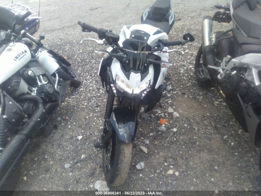 2022 KAWASAKI ZR900 - JKAZR2F13NA039556