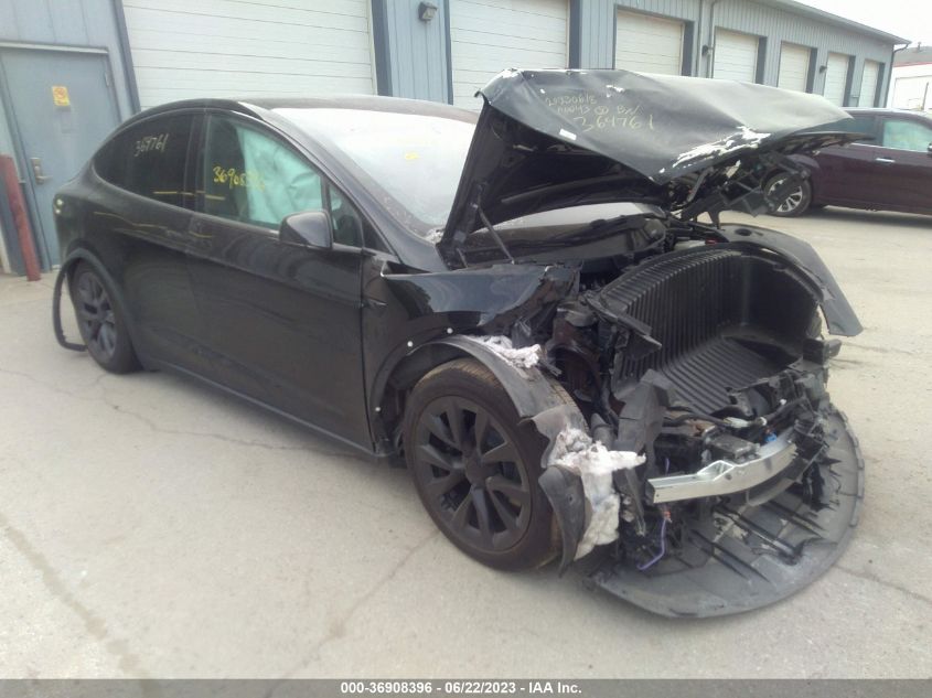 VIN: 7SAXCDE56NF364761 2022 TESLA MODEL X