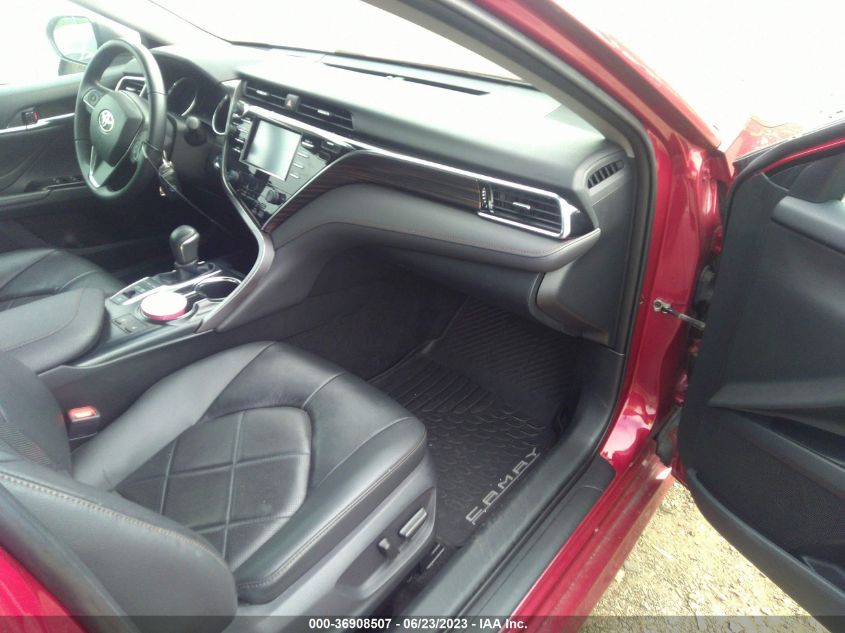 2018 TOYOTA CAMRY HYBRID - 4T1B21HK4JU508153