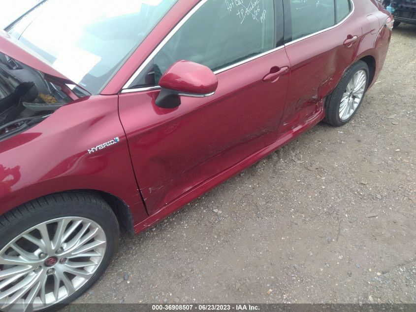 2018 TOYOTA CAMRY HYBRID - 4T1B21HK4JU508153