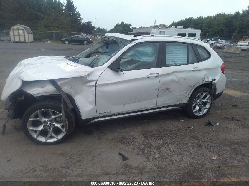 2015 BMW X1 XDRIVE28I - WBAVL1C50FVY41609