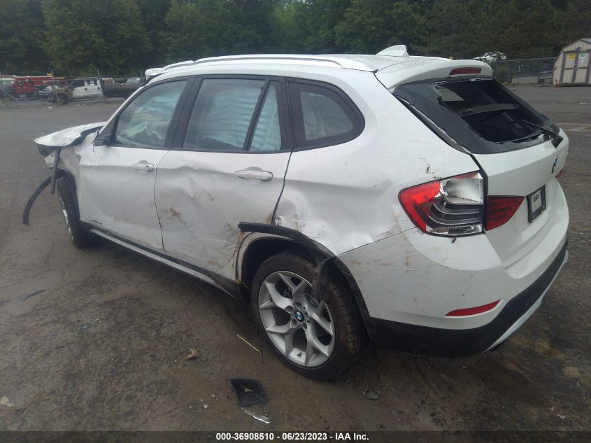 2015 BMW X1 XDRIVE28I - WBAVL1C50FVY41609