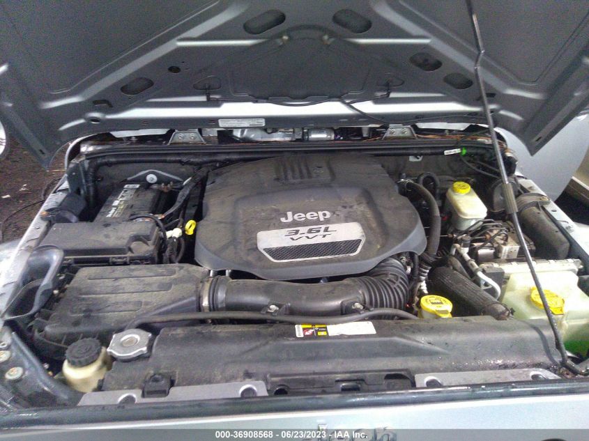2013 JEEP WRANGLER UNLIMITED SPORT - 1C4BJWDG5DL666016