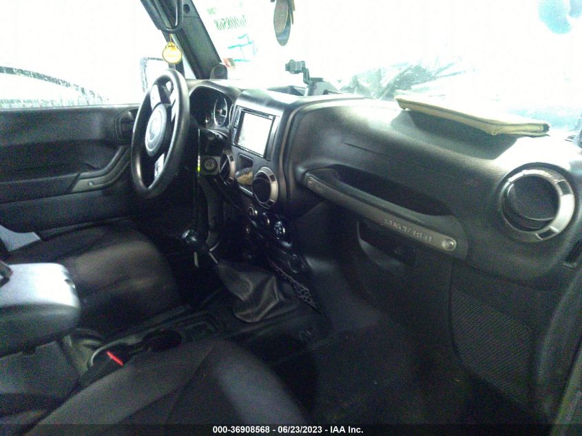 2013 JEEP WRANGLER UNLIMITED SPORT - 1C4BJWDG5DL666016