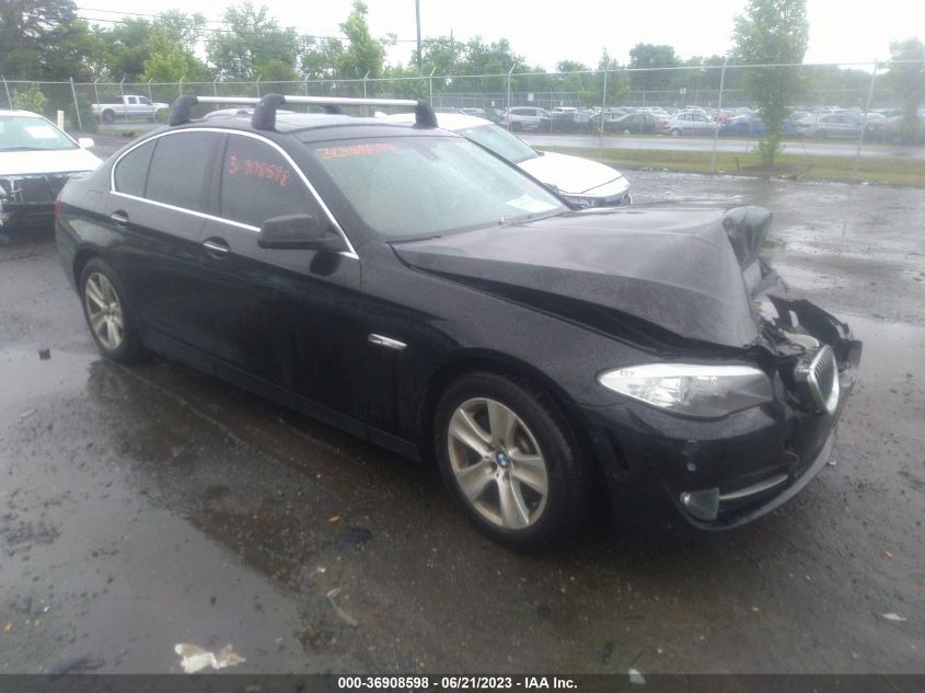 2013 BMW 5 SERIES 528I - WBAXG5C50DDY32772