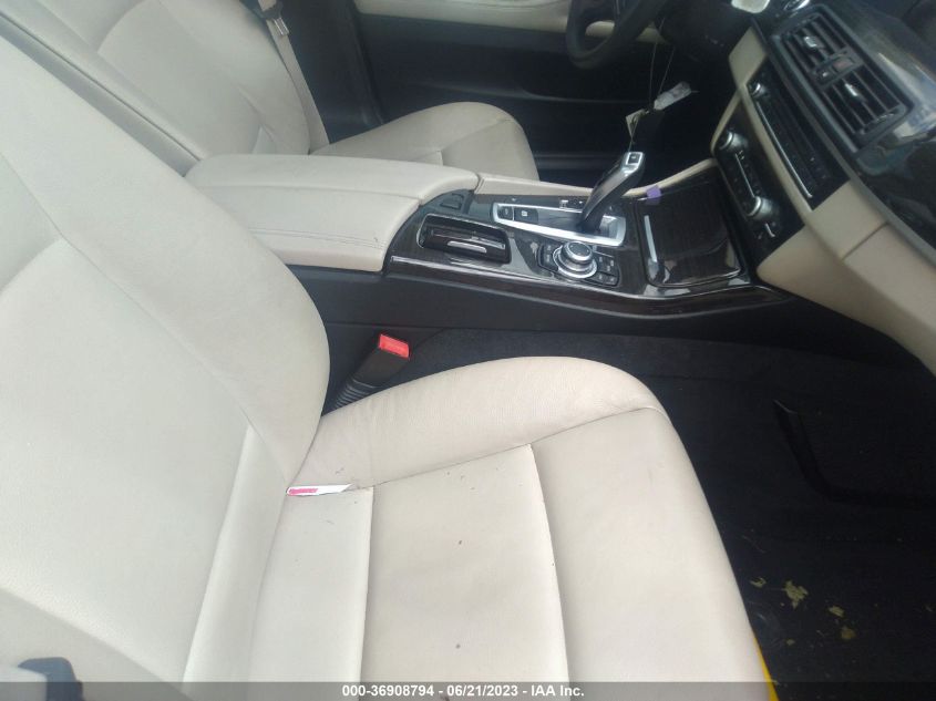 2013 BMW 5 SERIES 528I XDRIVE - WBAXH5C51DDW12652
