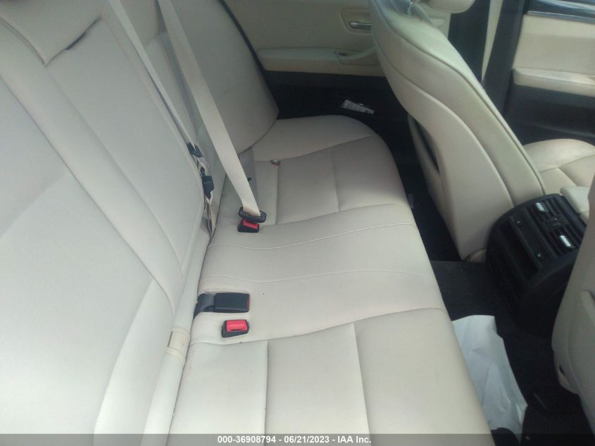 2013 BMW 5 SERIES 528I XDRIVE - WBAXH5C51DDW12652