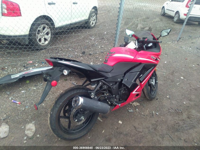2012 KAWASAKI EX250 J JKAEXMJ1XCDAA0223