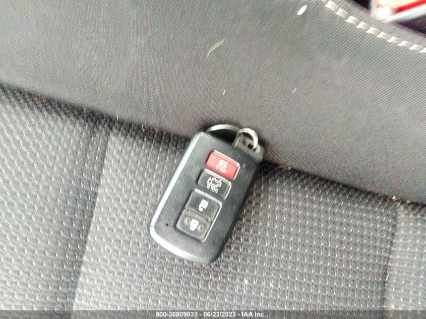 2018 TOYOTA RAV4 XLE/ADVENTURE - JTMWFREV6JJ207666