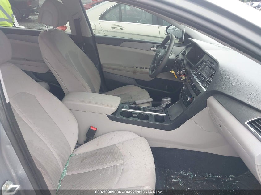VIN 5NPE24AF2HH512948 2017 HYUNDAI SONATA 2.4L