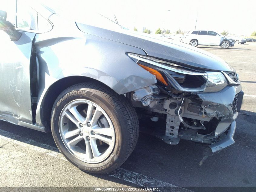 2018 CHEVROLET CRUZE LT - 1G1BE5SM2J7132010