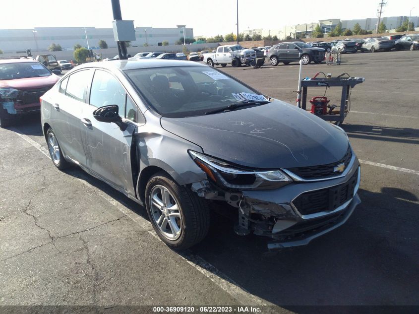 2018 CHEVROLET CRUZE LT - 1G1BE5SM2J7132010