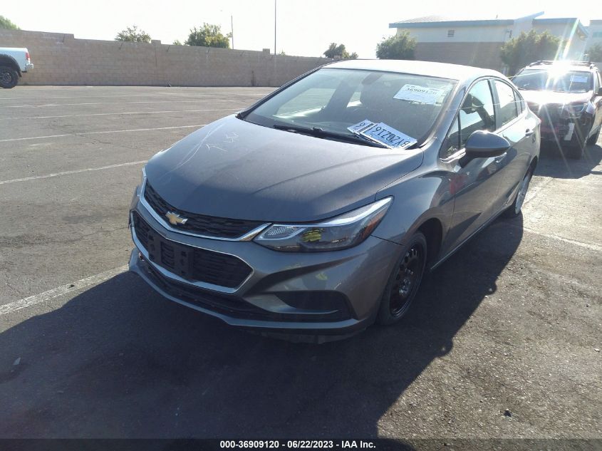2018 CHEVROLET CRUZE LT - 1G1BE5SM2J7132010