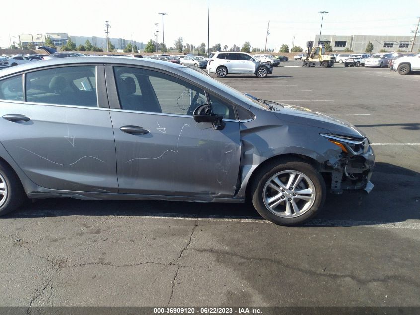 2018 CHEVROLET CRUZE LT - 1G1BE5SM2J7132010