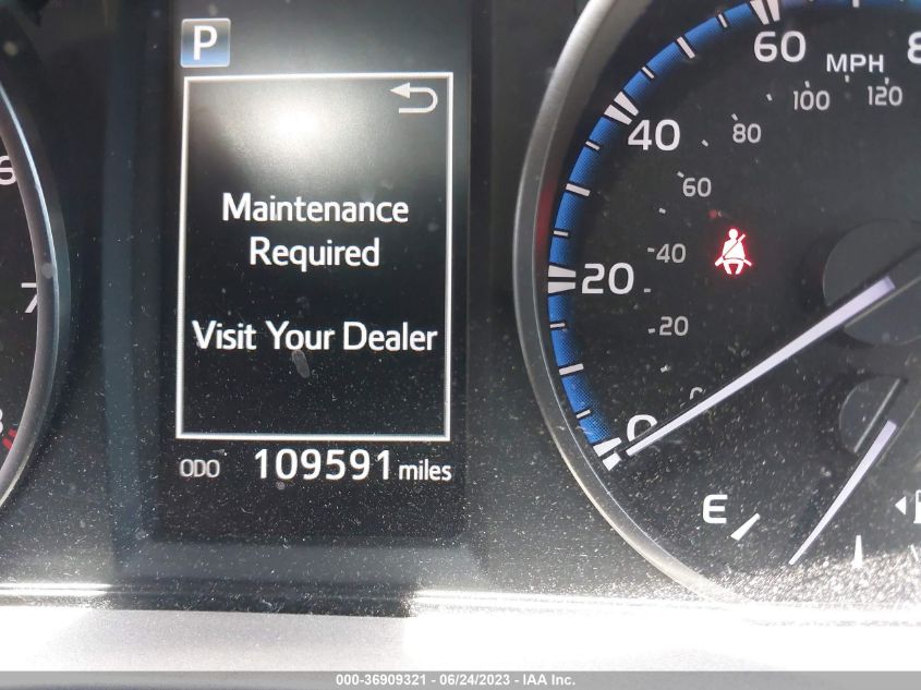 2017 TOYOTA RAV4 LE - JTMZFREV4HJ700222