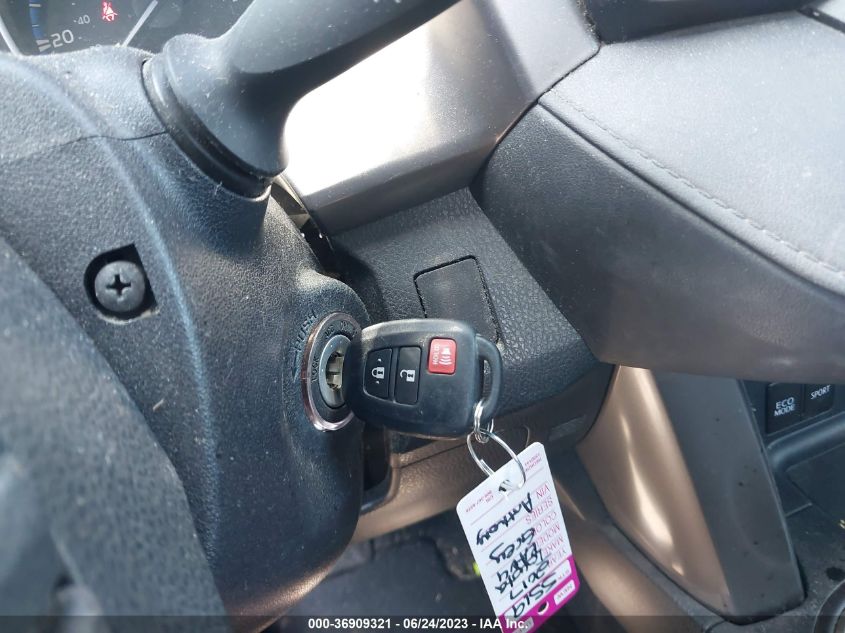 2017 TOYOTA RAV4 LE - JTMZFREV4HJ700222