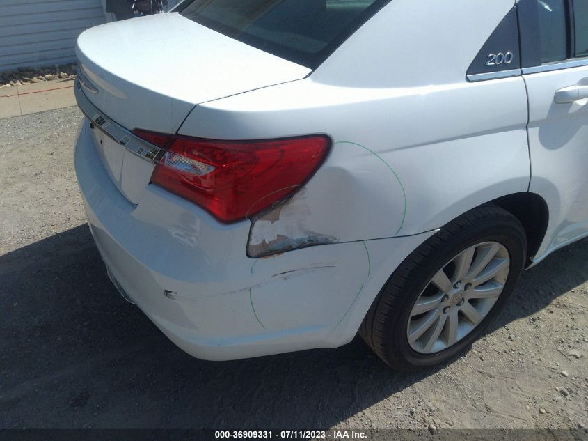 2014 CHRYSLER 200 TOURING - 1C3CCBBB5EN185692