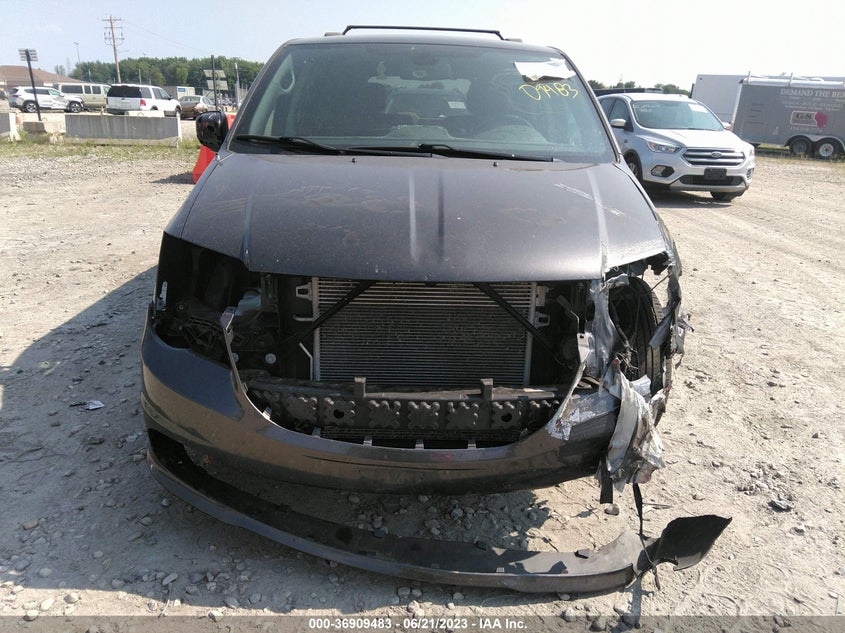 VIN 2C4RDGCG2JR297888 2018 DODGE GRAND CARAVAN SXT