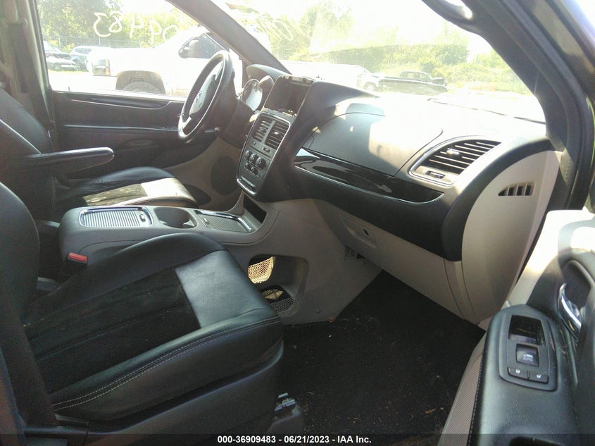 VIN 2C4RDGCG2JR297888 2018 DODGE GRAND CARAVAN SXT