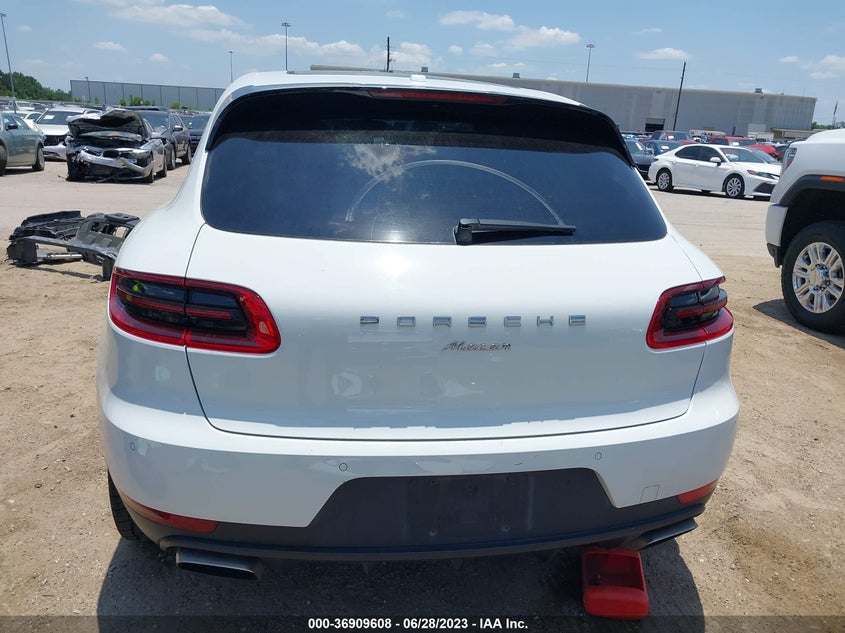 VIN WP1AA2A58JLB06489 2018 PORSCHE MACAN
