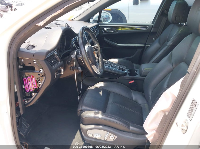 VIN WP1AA2A58JLB06489 2018 PORSCHE MACAN