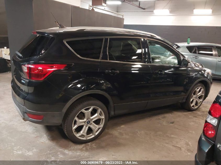 2019 FORD ESCAPE TITANIUM - 1FMCU9J91KUC58103