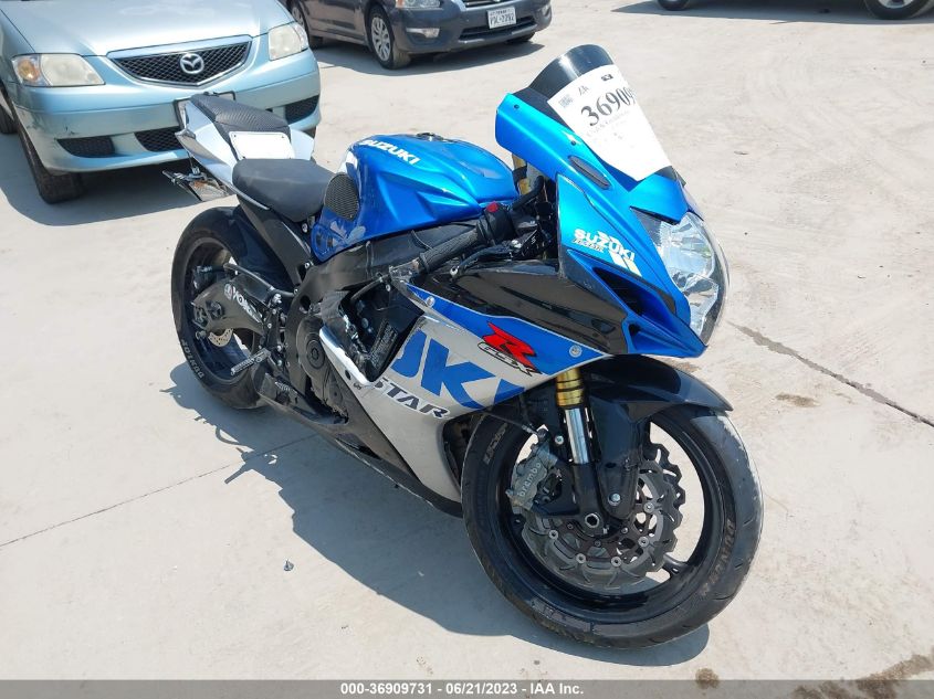 2022 SUZUKI GSX-R750 - JS1GR7MA3N7101266