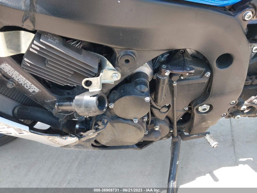 2022 SUZUKI GSX-R750 - JS1GR7MA3N7101266