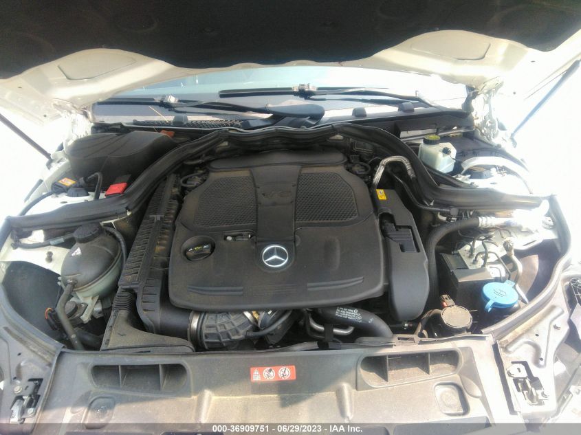 2013 MERCEDES-BENZ C-CLASS C 300 - WDDGF8ABXDG077487