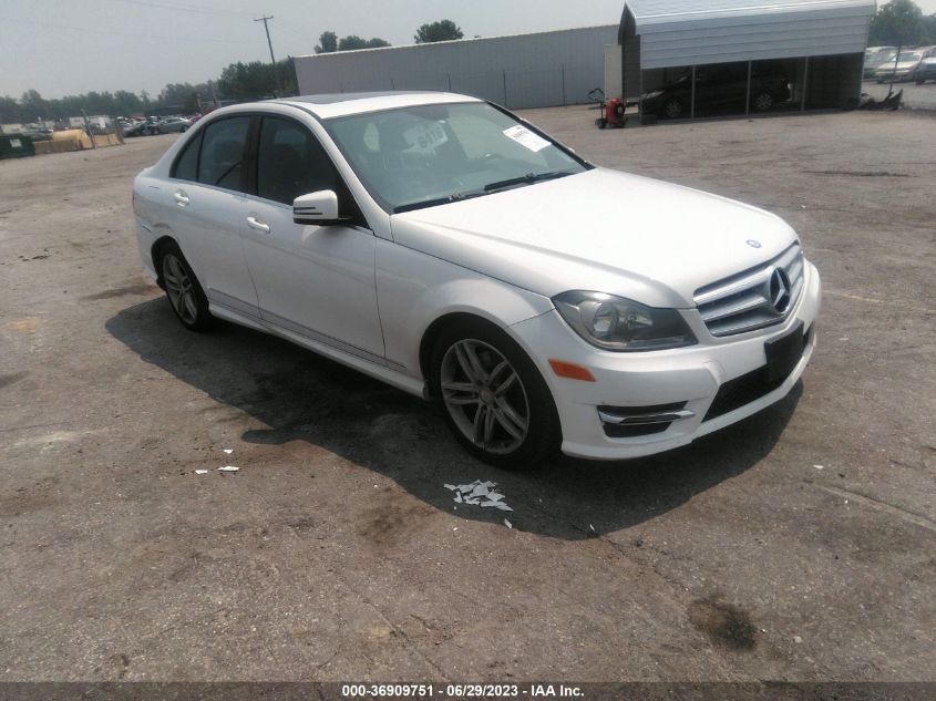 2013 MERCEDES-BENZ C-CLASS C 300 - WDDGF8ABXDG077487