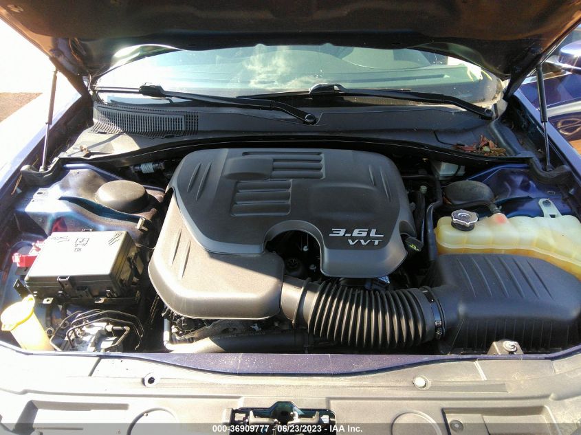 2016 CHRYSLER 300 LIMITED - 2C3CCAAG0GH135429