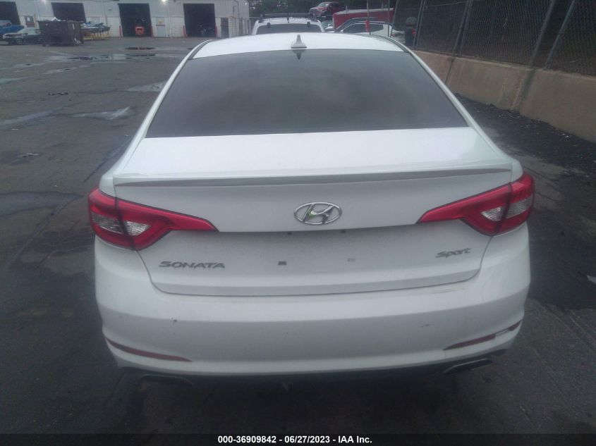 2016 HYUNDAI SONATA 2.4L SPORT - 5NPE34AF5GH328082