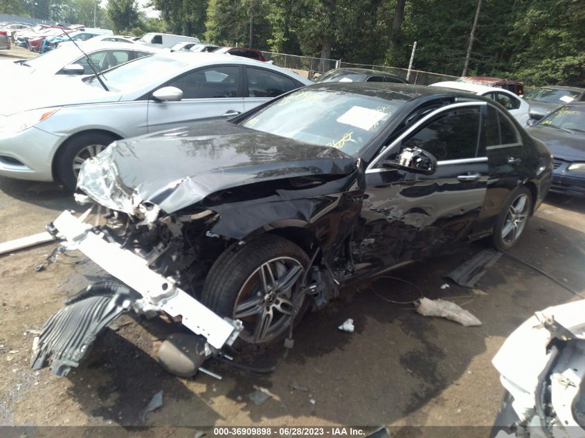 2019 MERCEDES-BENZ E 300 4MATIC WDDZF4KB6KA567618
