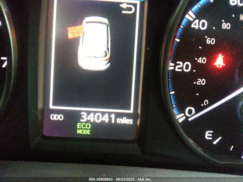 2017 TOYOTA RAV4 XLE - JTMWFREV8HJ108342